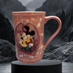 Disney Pink Mug with Minnie  Mouse Zodiac Leo Design